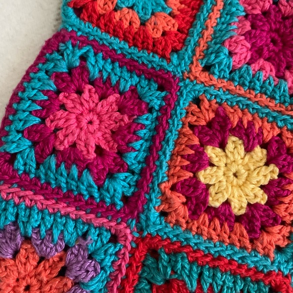 Colorful hand knit Crocheted Bag - Picture 9 of 11